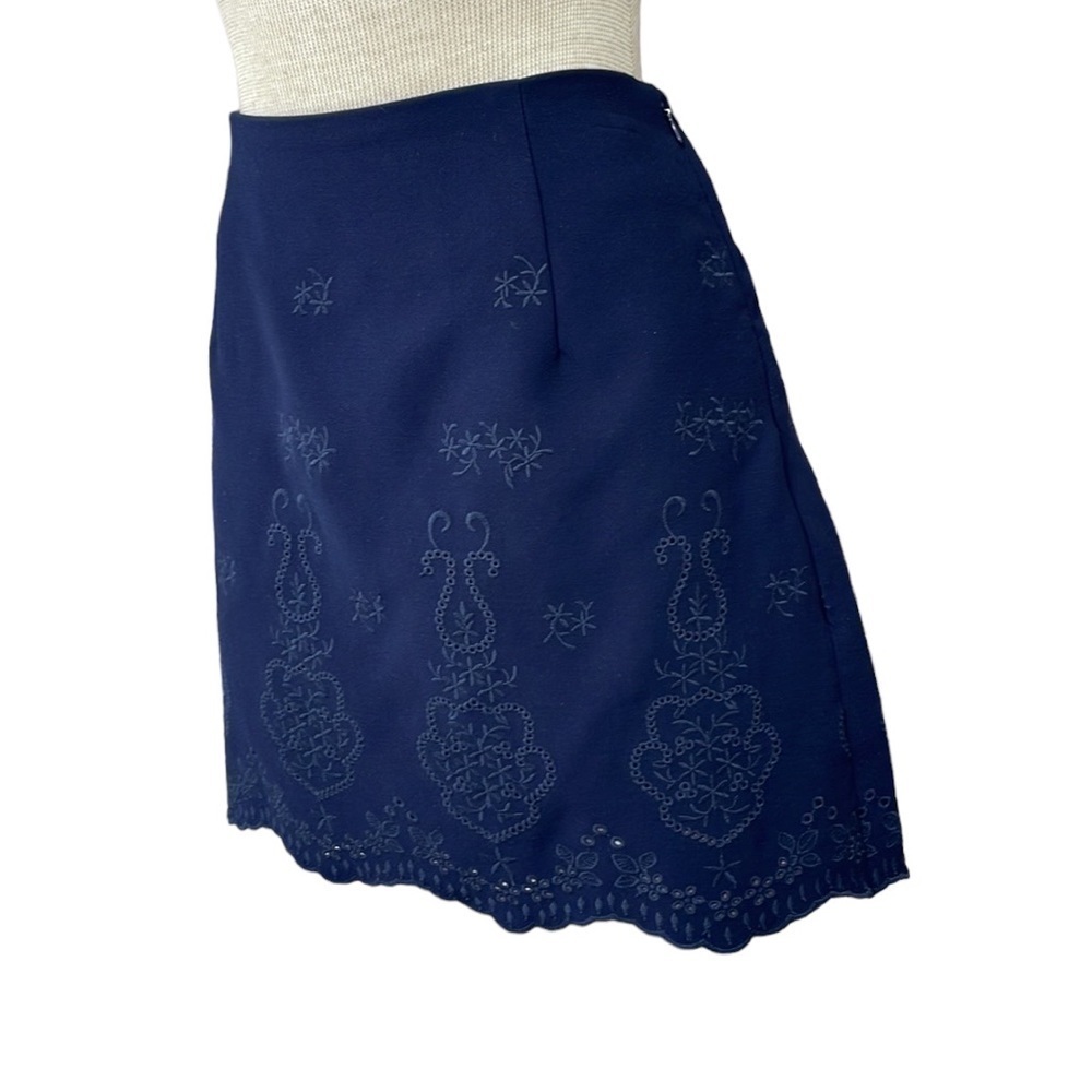 Cupcakes and Cashmere Skirt NWT Scalloped Floral Embroidery Mini Blue Size 6 - Picture 3 of 16